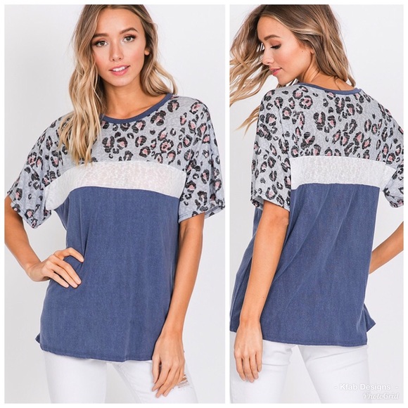 Tops - 💕LAST 1! Animal Print Color Block Top!